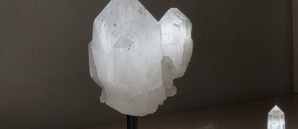 Clear Quartz Crystal Point: The Master Healer of Crystal Therapy